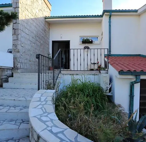 דירה Andreja פג