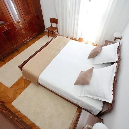 Andreja Apartment *