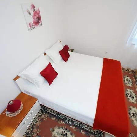 Andreja Apartment *