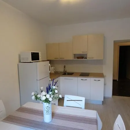 Andreja Apartment *